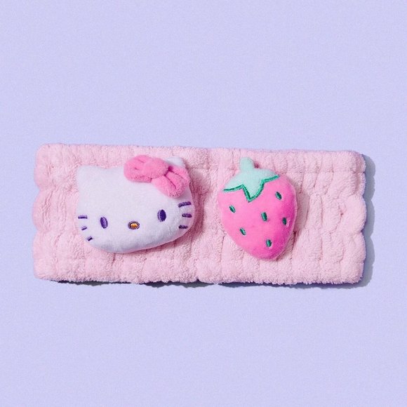 Hello Kitty Limited Edition Strawberry Graphic Bath Headband - Picture 4 of 6